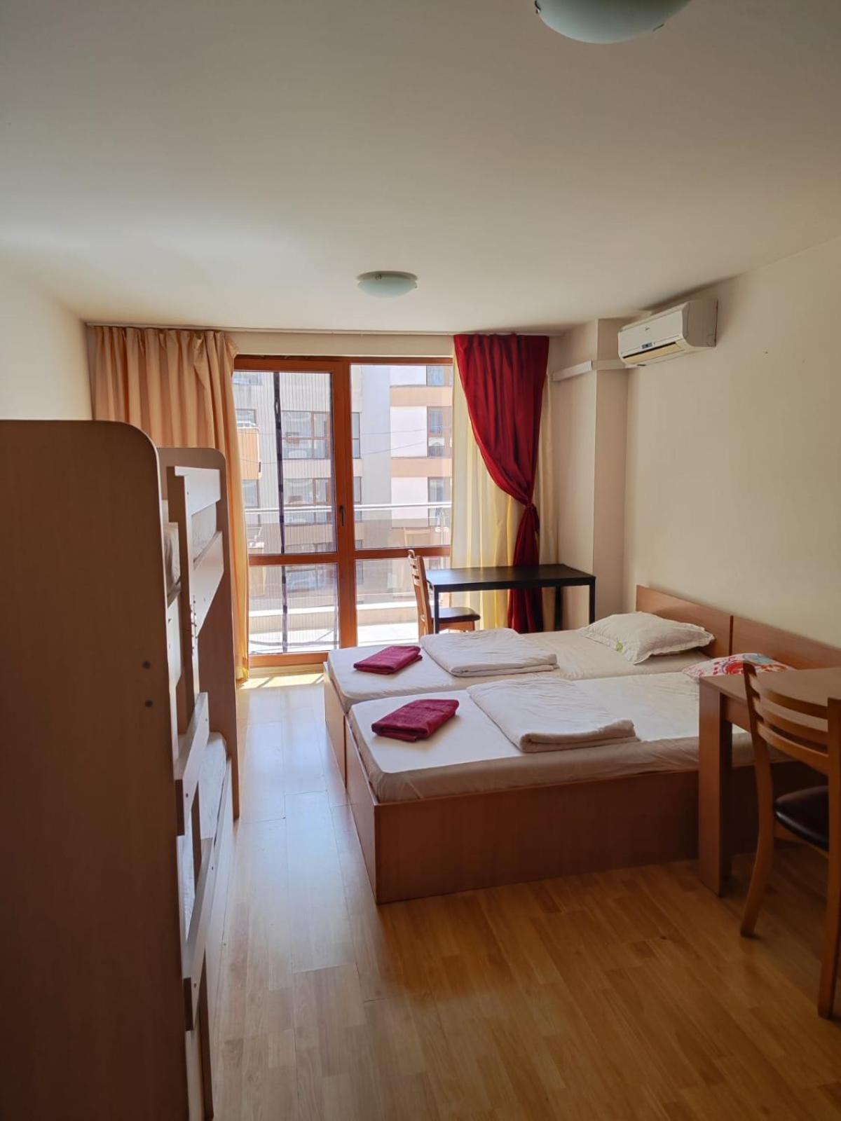 Alexandr Apartments Vigo ネセバル エクステリア 写真